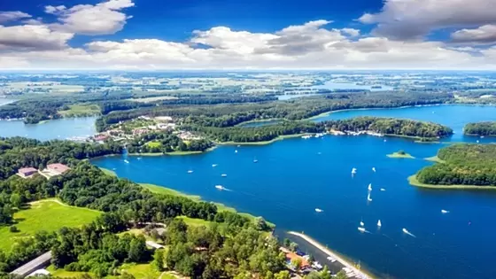 Sale konferencyjne na Mazurach w miejscowości Mikołajki i okolicach