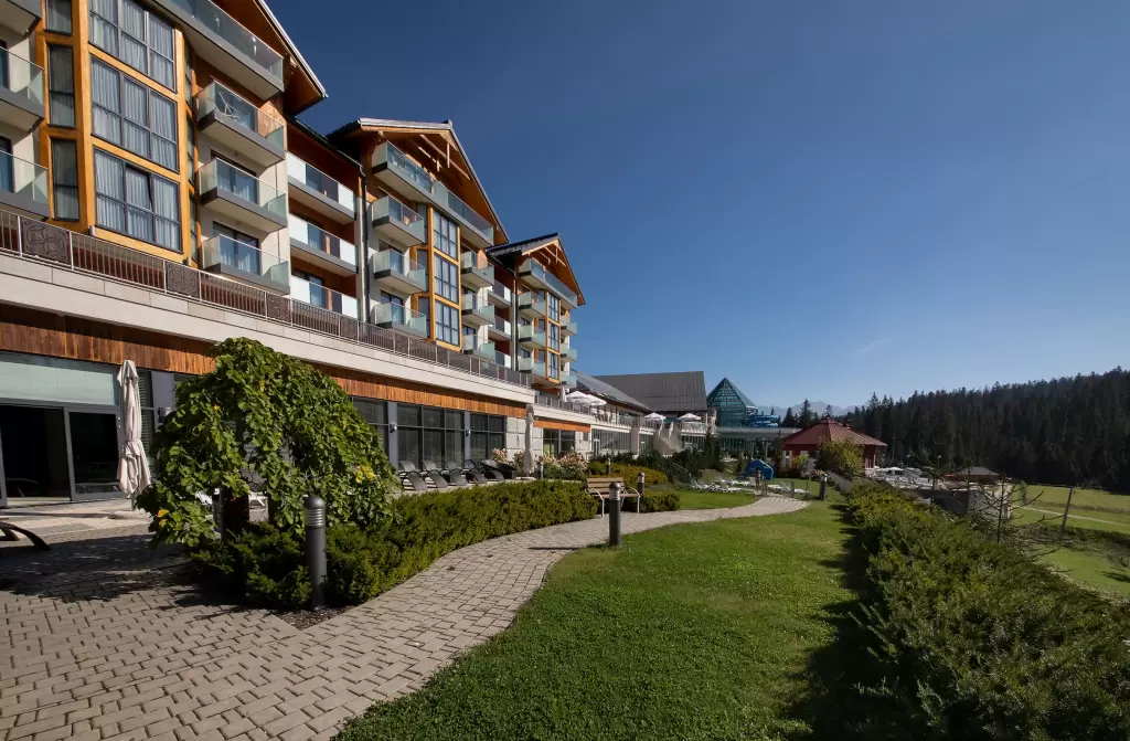 Apartament hotelowy w górach. Sprawdzamy ofertę Hotelu BUKOVINA